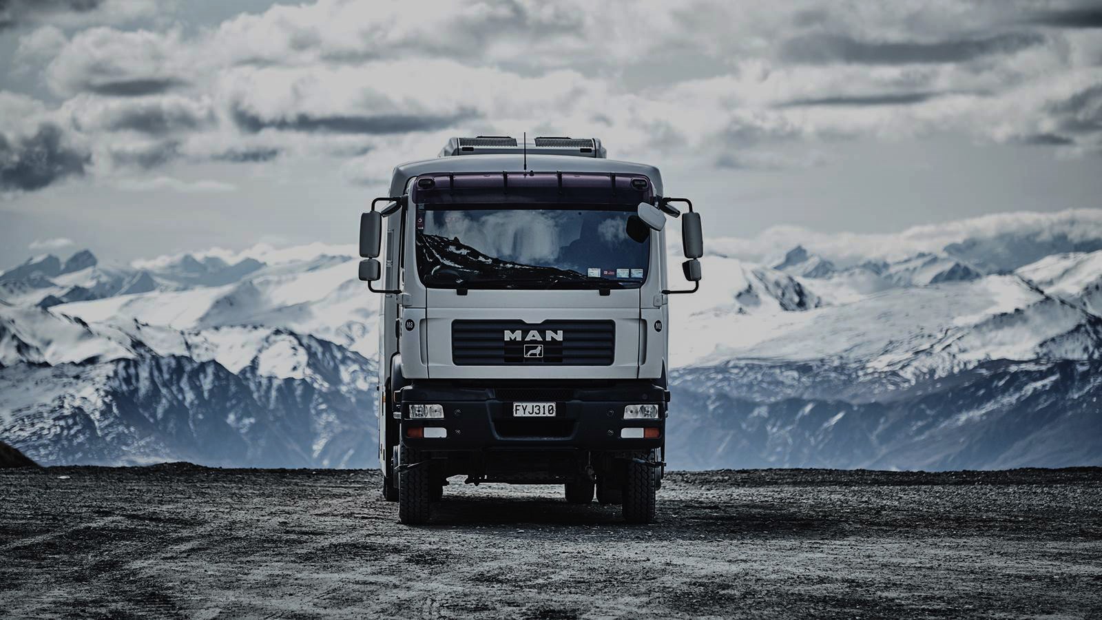 The Remarkables Ski Bus - Queenstown