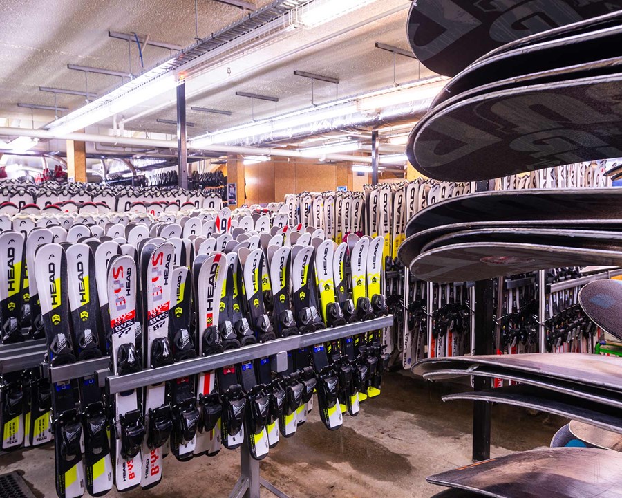 Ski rentals in Queenstown and Mt Hutt